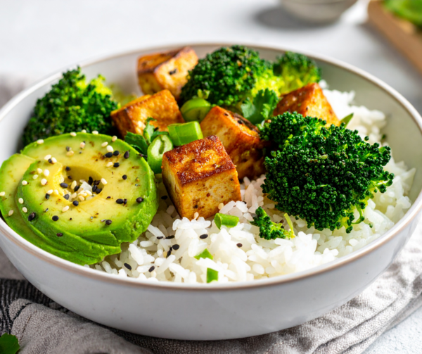 Plat avocat et tofu 